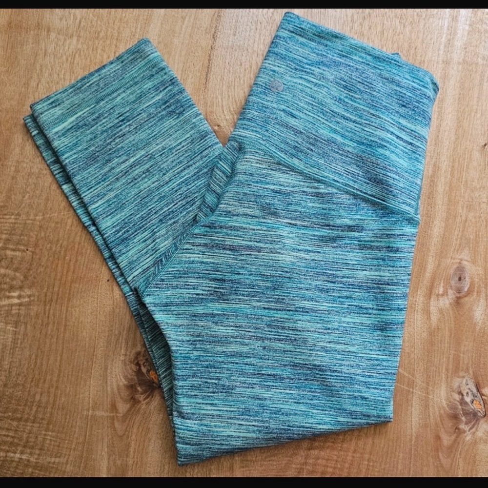 Lululemon High Rise Leggings Blue Green Athleisure Yoga Pilates Gym Girl Workout - Picture 3 of 3